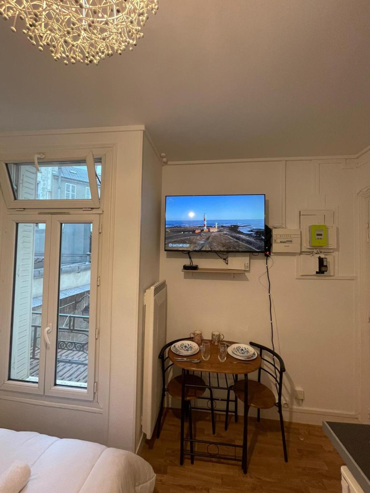 Dame De Fer Apartment Parijs Buitenkant foto